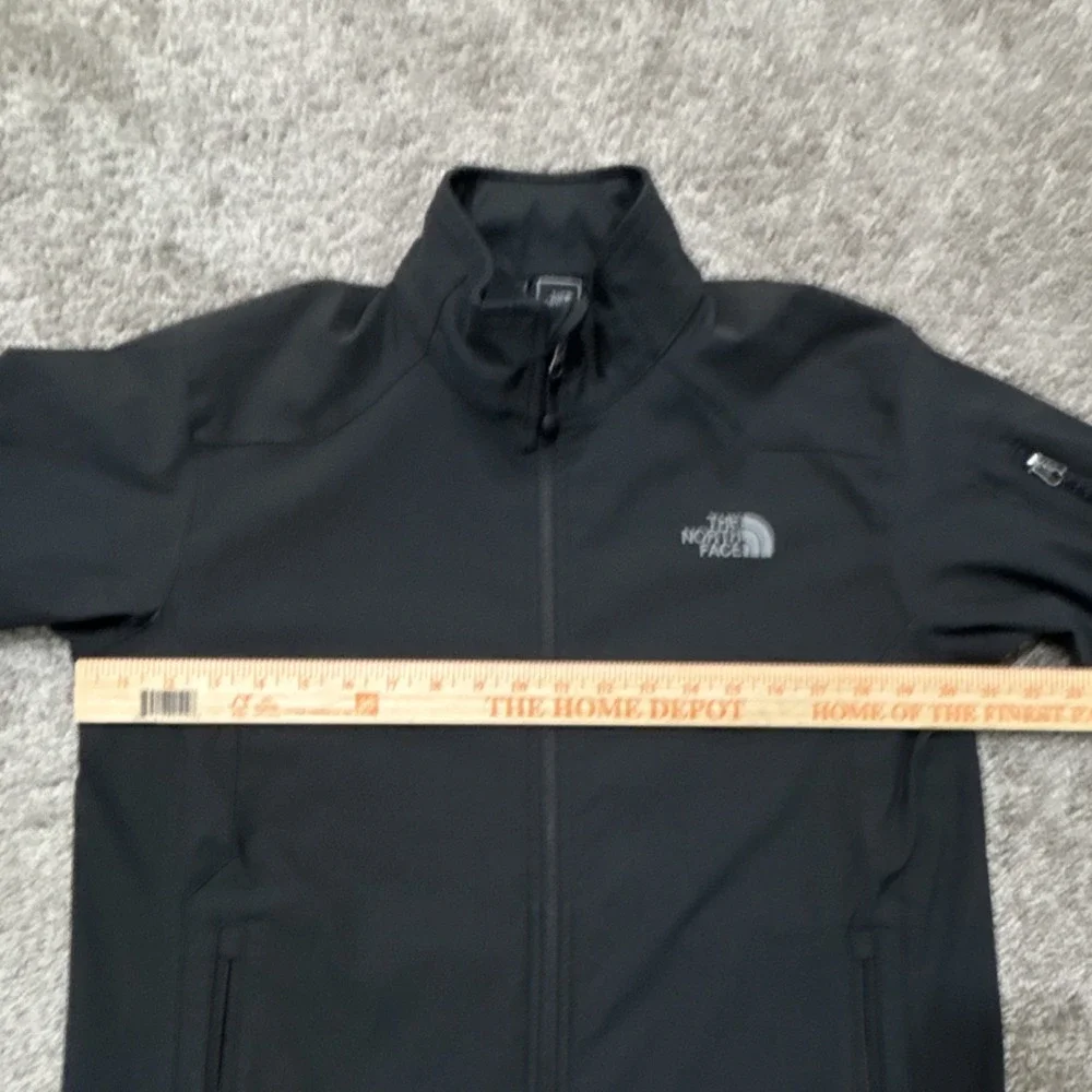 The North Face Black Softshell Jacket Full Zip Stand-Up Collar Mid-Length Men's